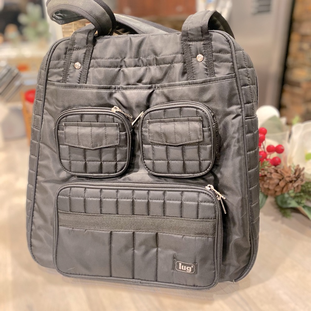 ✈️ LUG Overnighter Puddle Jumper ✈️ 
15”W x 16”H x 7”D